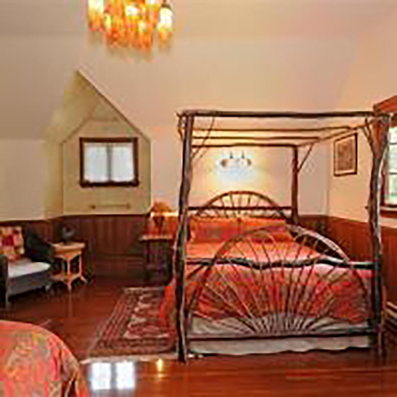 Wedgwood Manor And Glamping Retreat Hotel Crawford Bay Exterior foto