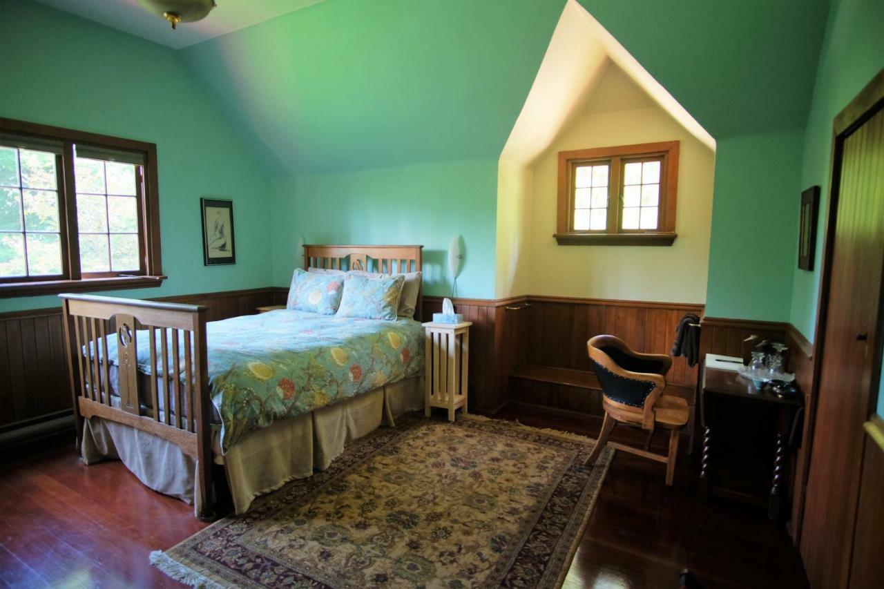 Wedgwood Manor And Glamping Retreat Hotel Crawford Bay Exterior foto