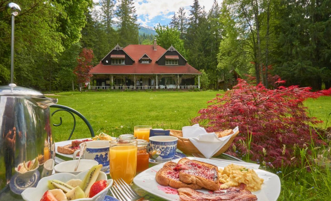 Wedgwood Manor And Glamping Retreat Hotel Crawford Bay Exterior foto